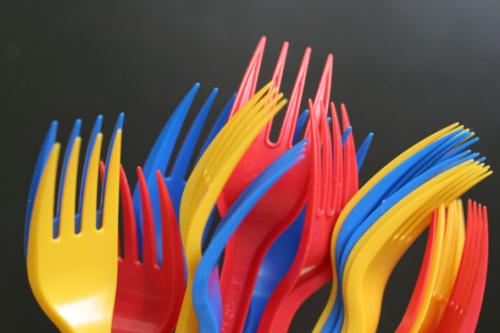 塑料制品的需求 