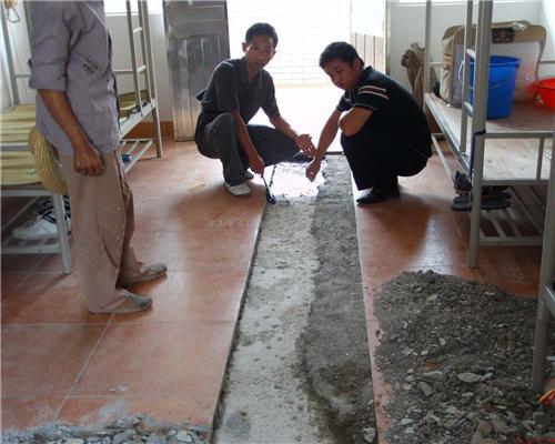 成都哪里找防水师傅