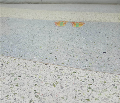 昆明水磨石地坪_水磨石地板