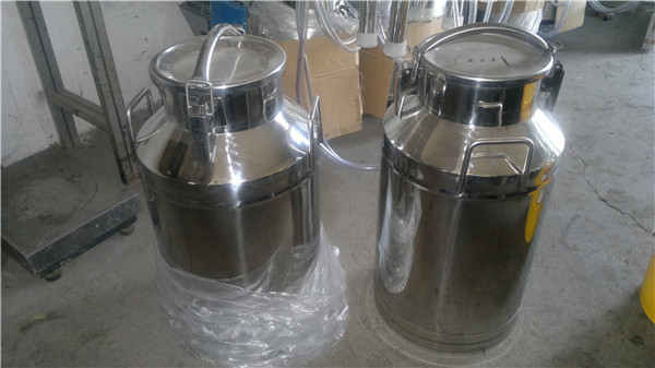 新疆挤奶机配件 