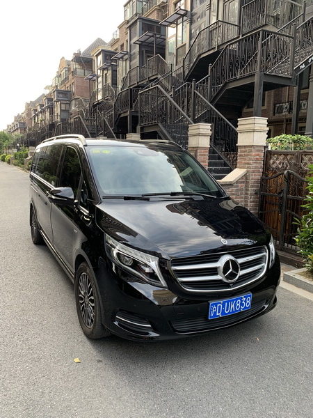 上海租奔驰V260L 