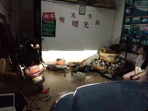 南昌改灯 注意亮度别超“炫” 解读改装氙气大灯 