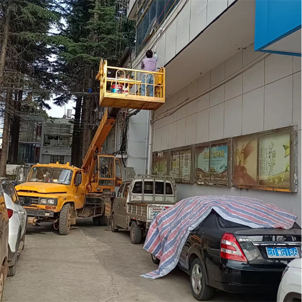 威宁吊车出租施工注意