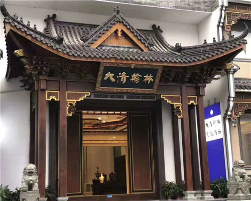 招远防腐木门头