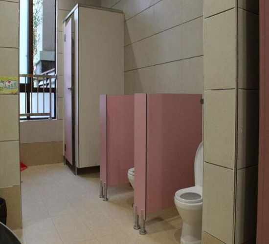 台州卫生间隔断如何去保养