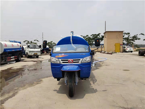 江西半封闭式吸粪车 