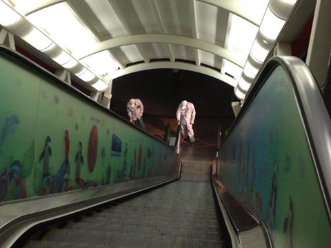 香港海洋公园公共电梯等除菌消毒 