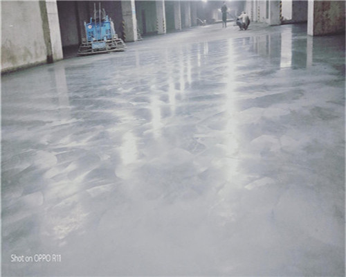 青岛金刚砂地坪