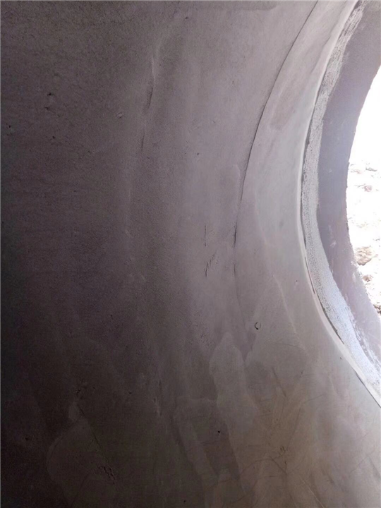 河北直顶钢管水泥砂浆内衬现场施工 