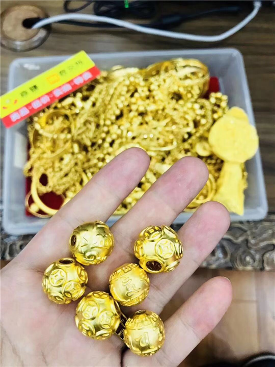 潍坊黄金回收 