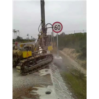 公路护栏打桩