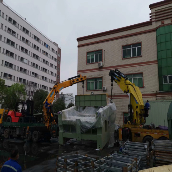东莞吊车出租公司 
