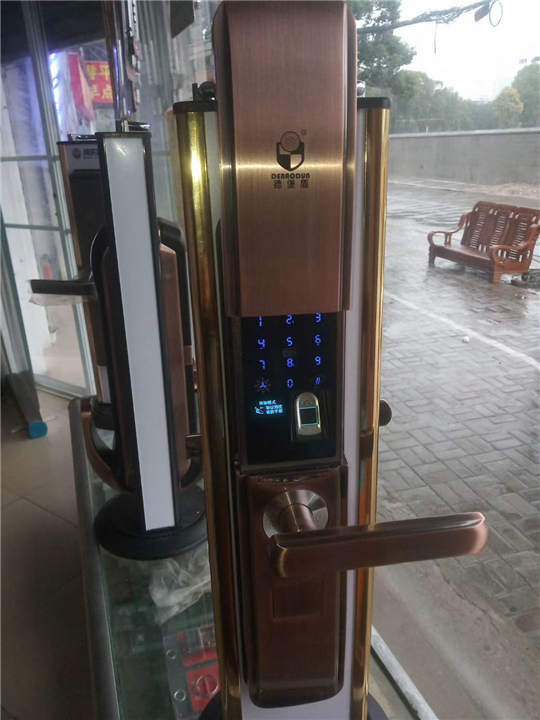 宿州修仓库门锁24小时上门开锁服务