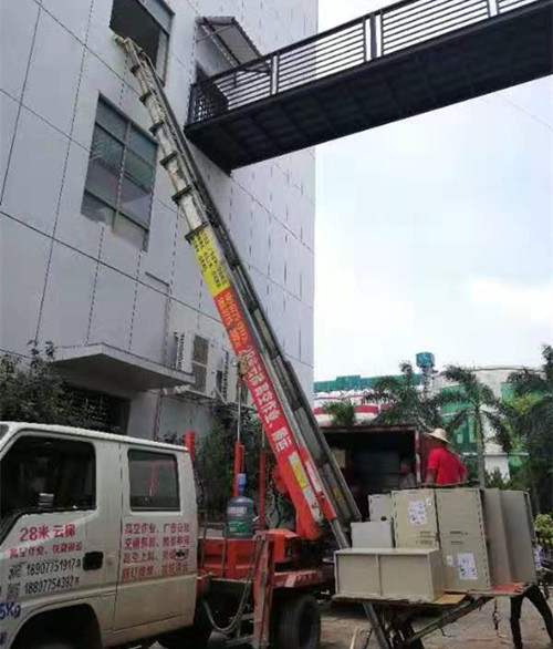 高空车搬家、广西巨力工程机械设备高空车租赁公司 