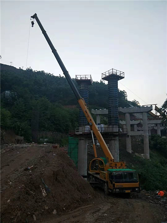 吊车哪家好