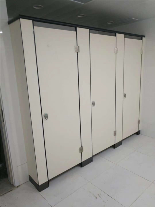 广州卫生间隔断可以使用的方法有哪些