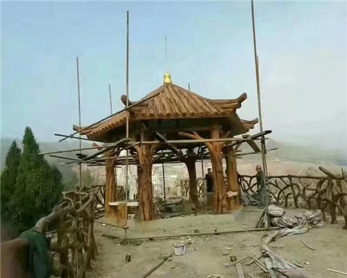 贵阳仿木凉亭