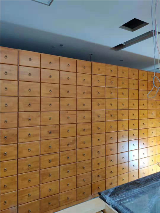 赣州烤漆展柜