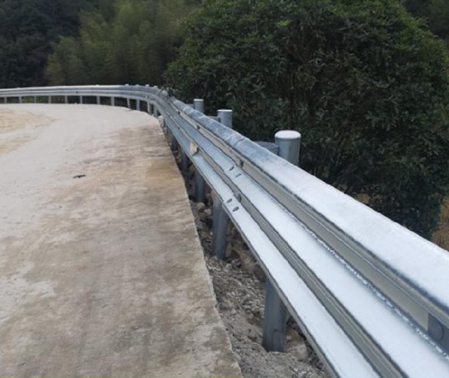 福建国道波形护栏 