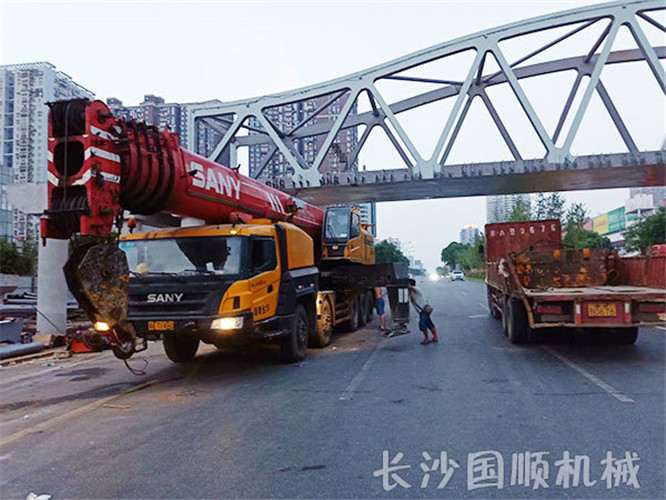 岳阳100吨汽车吊租赁 