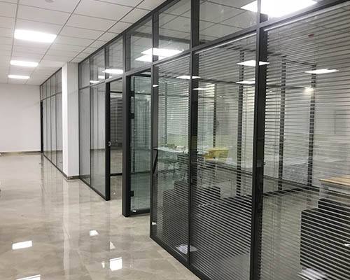 邯郸办公室高隔间