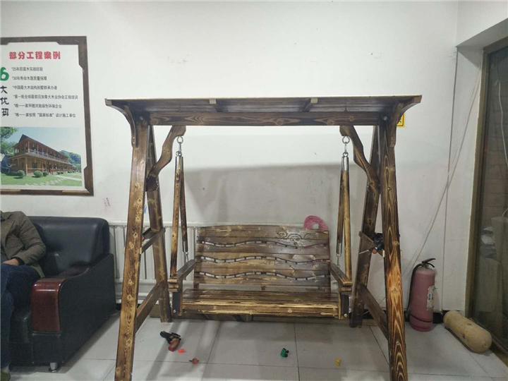 重庆防腐木秋千