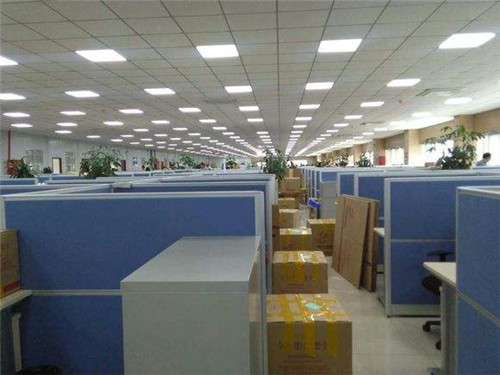 岛内搬家公司 