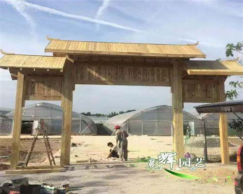 北京防腐木门头1