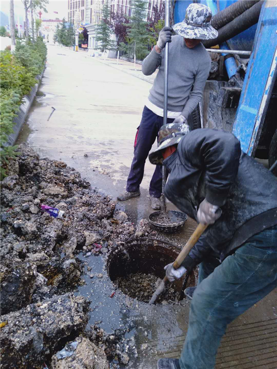 拉萨清理化粪池 