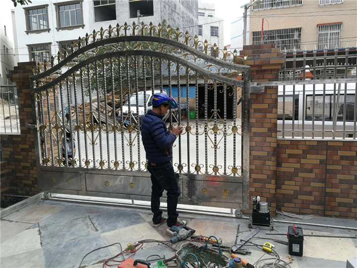 北海安装平移门 