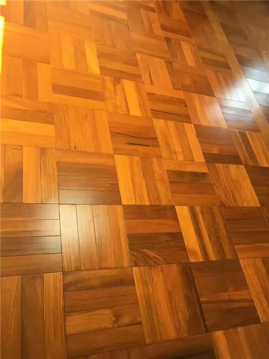 河源**柚木地板直销 