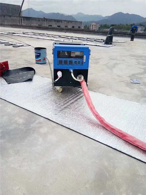 小型的非固化喷涂机 