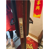 西平防盗门开锁保护锁的小技巧