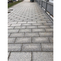 路沿石