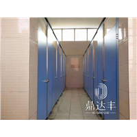 卫生间隔断3