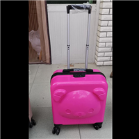 行李箱 