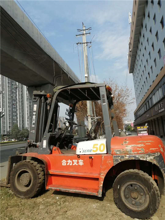 成都金牛区叉车出租 