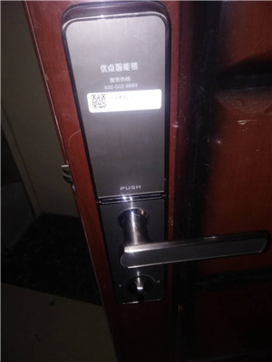 高平开锁告诉你网上的锁芯比实体店便宜是什么原因呢 
