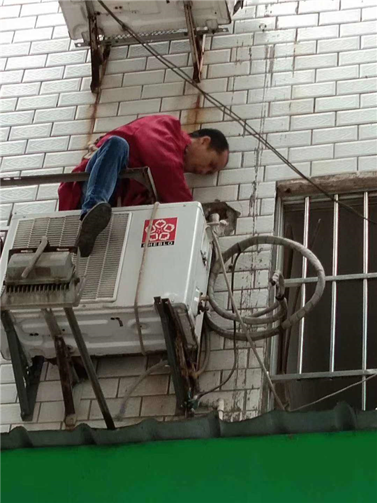 周口回收空调师傅电话是多少