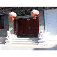 靠东石材 