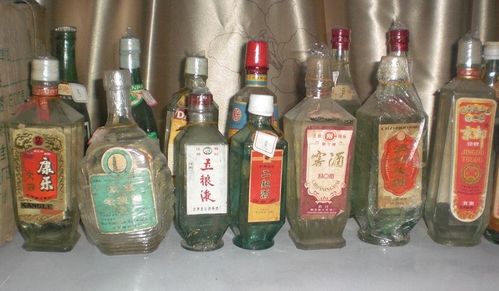 廊坊老酒名酒回收 