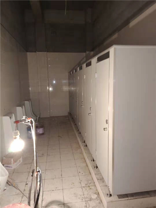 酒店洗手间隔断
