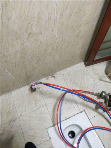 巴南区卫生间洗澡渗水补漏施工 
