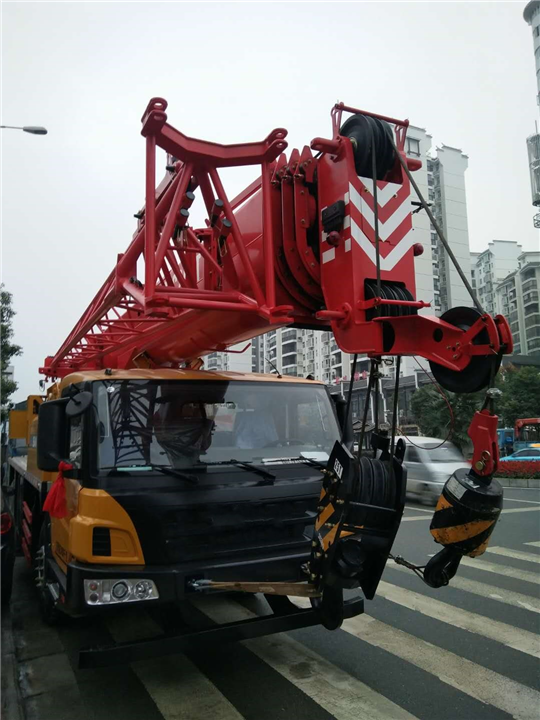 昭通吊车出租
