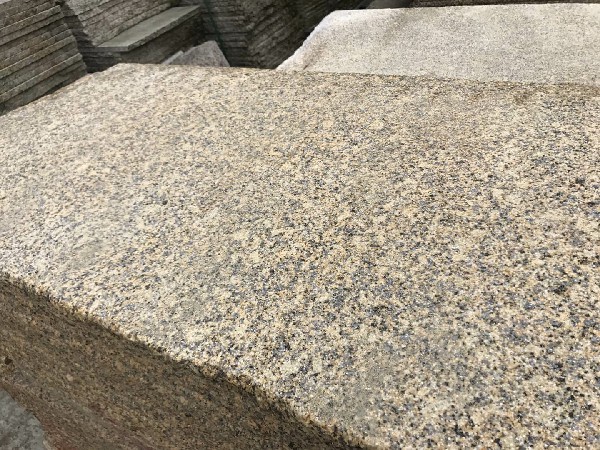 江西新卡麦荔枝面石材生产基地 