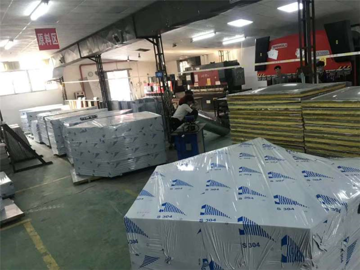 新疆不锈钢水箱模压板加工批发 