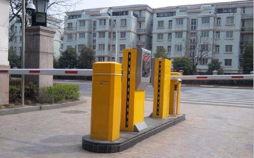 信阳道闸5 