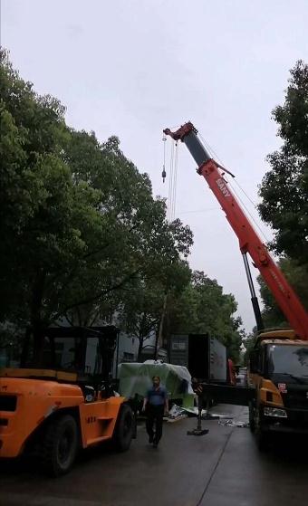 太仓叉车搬运