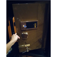 金塔开保险柜 