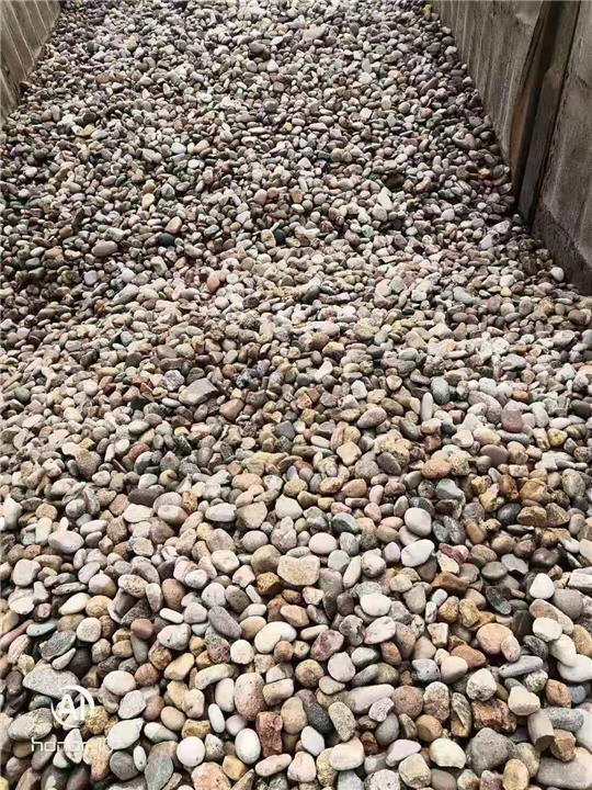 河石 